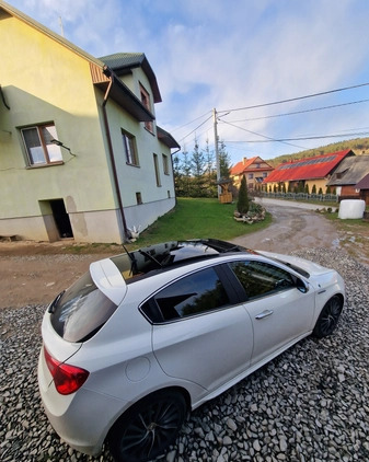 Alfa Romeo Giulietta cena 47000 przebieg: 105000, rok produkcji 2011 z Żmigród małe 191